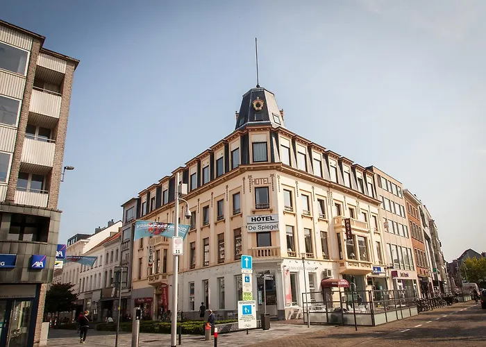 Hotel De Spiegel