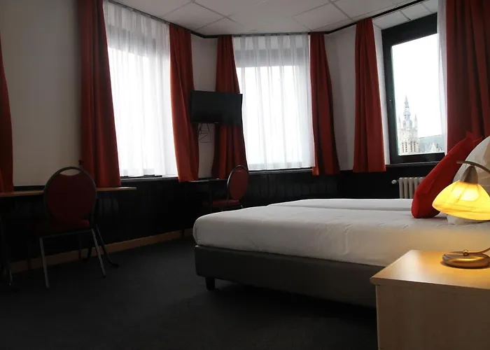 Hotel De Spiegel